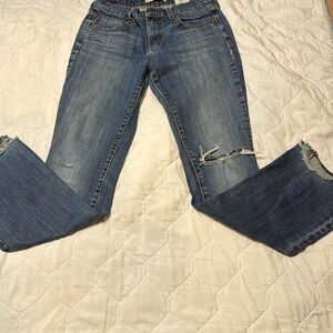 Levi’s 515 tm Boot cut jeans frayed knees and both hems (mlb)